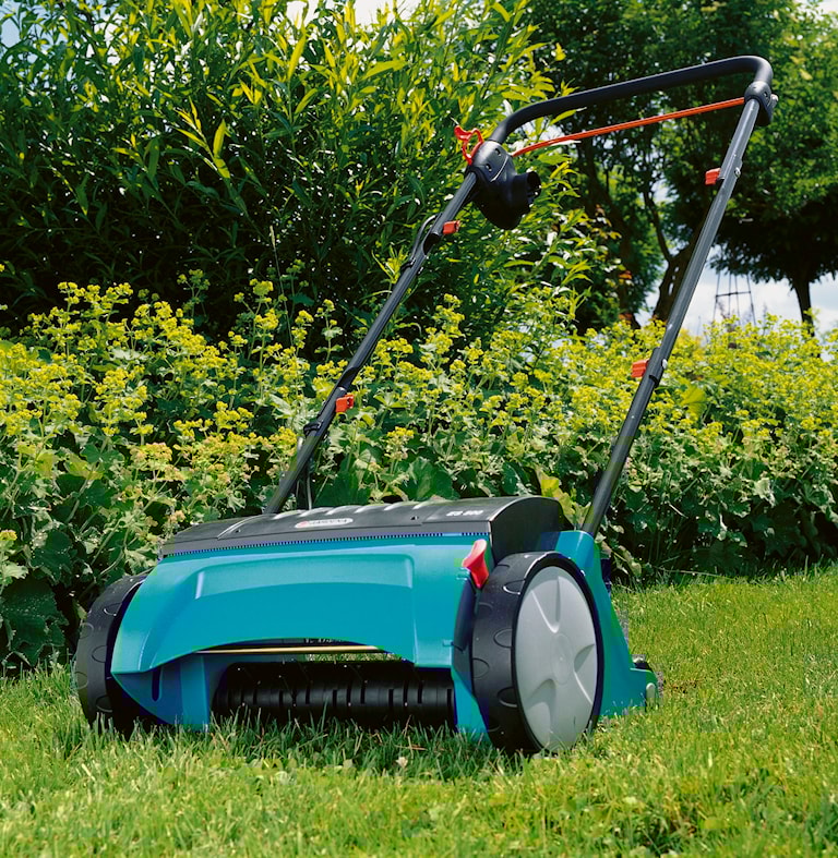 Gardena EVC 1000 Elektrisk Vertikalskärare - Köp på Maskinklippet.se